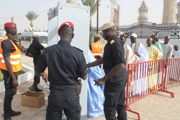 Serigne Assane Mbacké sur les portiques: "Je dénonce cette mesure exagérée (...)Macky Sall ne respecte pas les autorités religieuses de Touba et il l'a encore une fois démontré (...)