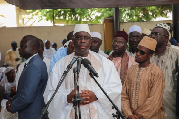 Macky Sall a présenté ses condoléances à la famille de Feu Mbaye Jacques Diop