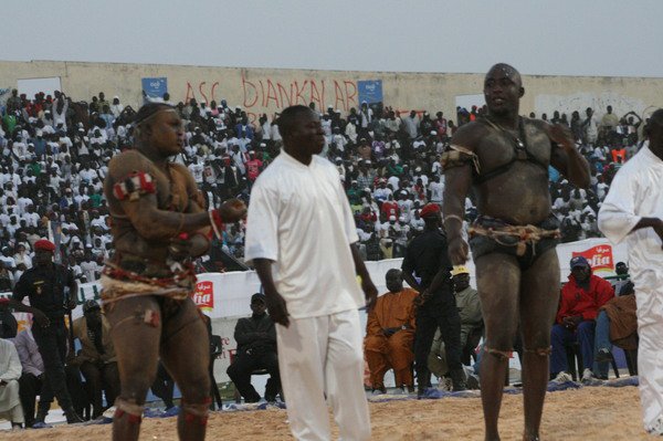 Pape Abdou Fall signe Modou Lô/Lac de Guiers 2 pour la fin de la saison