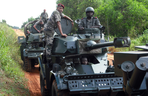 Jammeh évacue sa femme à New York...Ce que l'on sait sur l'armée...surarmée Gambienne ...Révélations sur les  pays souteneurs de Jammeh et les accords militaires 