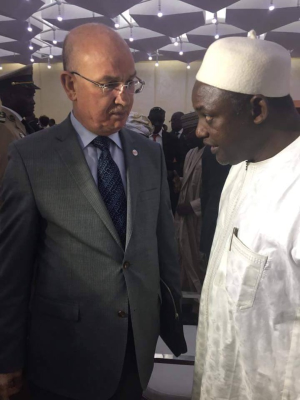 Les images du Pr Adama Barrow présent au sommet Afrique-France à Bamako