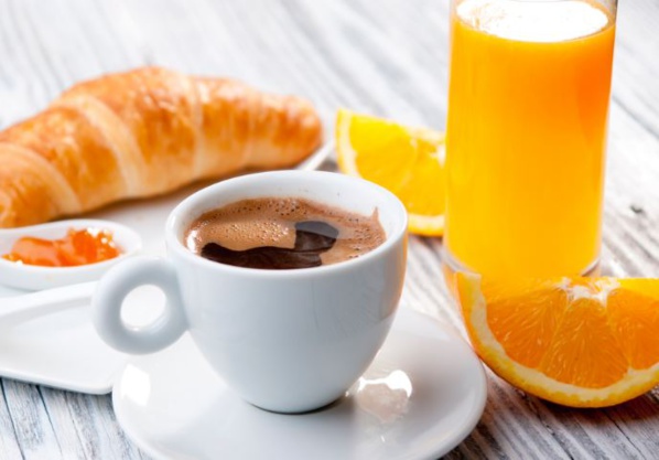 Il perd 3 dents pour un petit-déjeuner