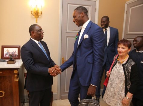 Macky Sall félicite et encourage Gorgui Sy Dieng pour ses actions sociales