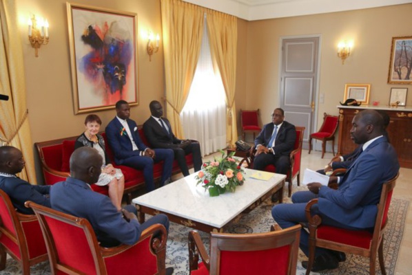 Macky Sall félicite et encourage Gorgui Sy Dieng pour ses actions sociales