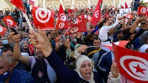 Manifestation à Tunis contre les politiques du président Saied et le projet de Constitution