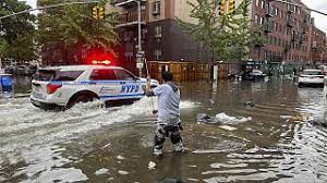 New York inondée et en partie paralysée par des pluies torrentielles