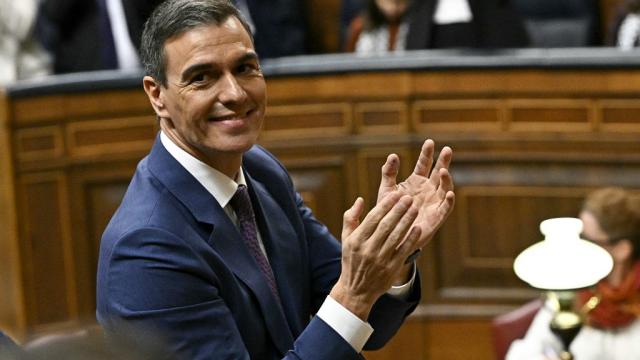 Longuement applaudi au Parlement, Pedro Sanchez a été reconduit à la tête de l'Espagne