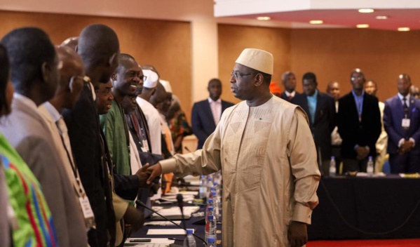 Macky Sall contre le report de la présidentielle