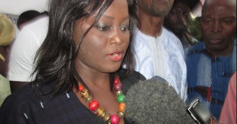 Crise à l'université de Ziguinchor : Aminata Angélique Manga vole au secours des étudiants