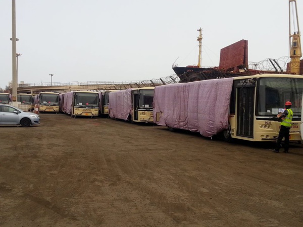 Arrêt sur image: "Les bus publics aux couleurs de l'Apr"