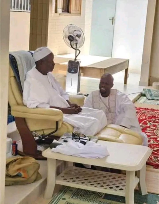 Le Premier ministre Ousmane chez Serigne Cheikh Saliou Mbacké ibn Saliou Mbacké (Photos)