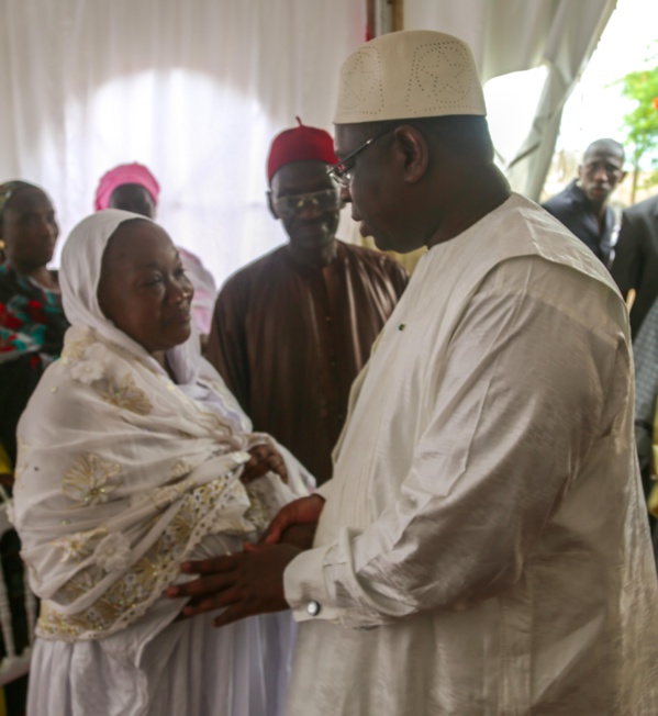 Macky Sall  à Rufisque pour...