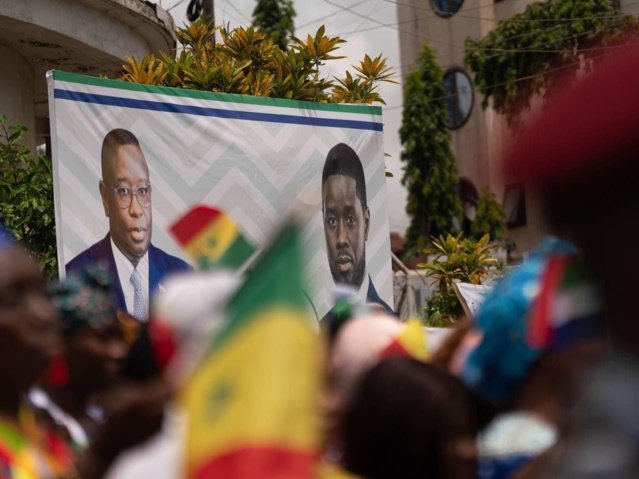 Le Président de la République, Bassirou Diomaye Faye, est arrivé en début d'après-midi à Freetown pour une visite d'amitié et de travail