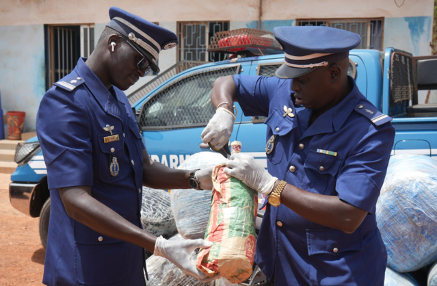 476 kg de drogue saisis à Yenne: Un réseau international démantelé, 3 dealers arrêtés