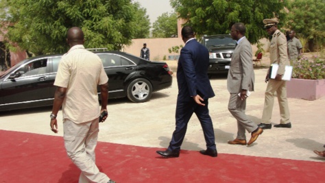 S'étant recroquevillé dans la résidence secondaire de Popenguine, Macky Sall sème la trouille à...