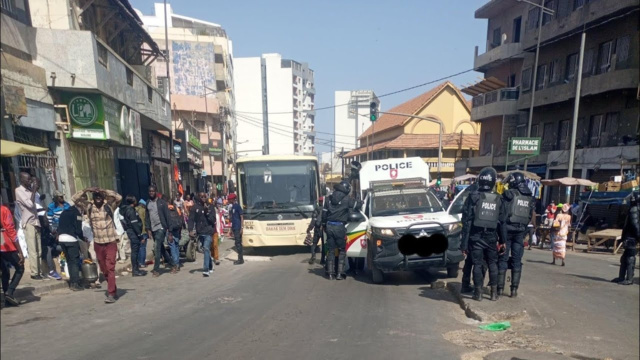 OPÉRATIONS DE DÉGUERPISSEMENT | VIVE TENSION AU MARCHE SANDAGA