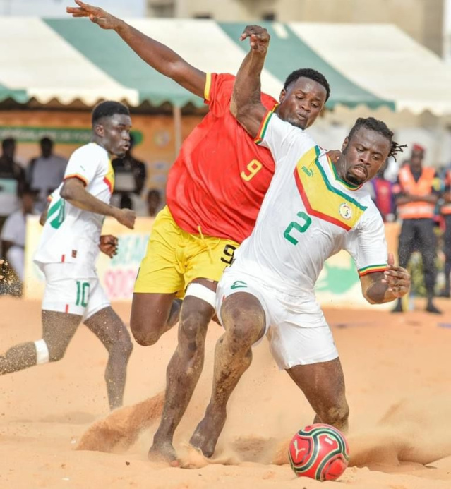 BEACH SOCCER | LE SÉNÉGAL SE QUALIFIE POUR LA CAN EGYPTE 2024 APRÈS UNE VICTOIRE CONTRE LA GUINÉE, 5-1