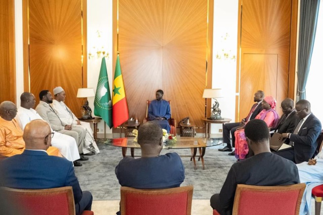 Le vice-président gambien, Mohammed B.S. Jallow reçu cet après-midi par le Président Bassirou Diomaye Faye