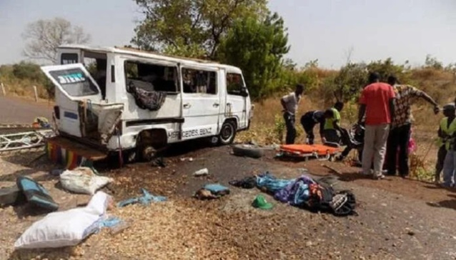 ACCIDENT TRAGIQUE ENTRE NDOULO ET KHOUROU MBACKE | AU MOINS 6 MORTS DÉCOMPTÉS SUR PLACE