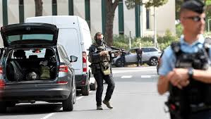 Explosion devant la synagogue de La Grande Motte, un policier blessé