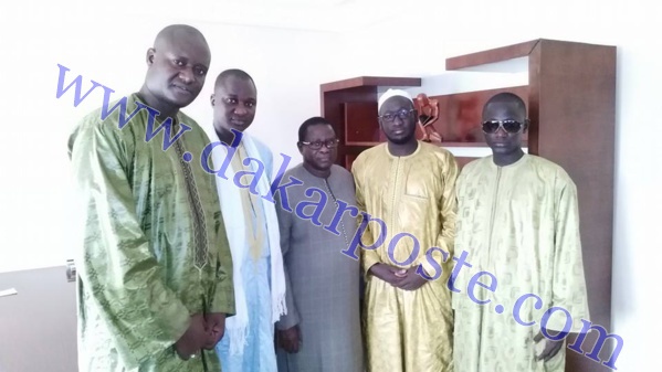 EXCLUSIF DAKARPOSTE ! Serigne Assane Mbacké rencontre l'ancien Président du Sénat Pape Diop pour...