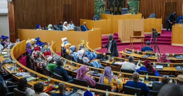 Projet de loi portant dissolution du HCCT et du CESE : l’Assemblée pose le dernier acte