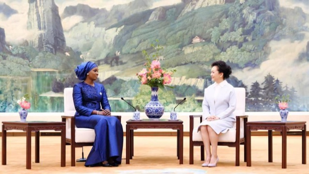 L'épouse du président chinois Xi Jinping s’est entretenue avec celle du chef de l'Etat Sénégalais 