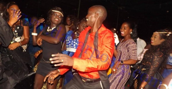 Gorgui Ndiaye a mis le feu ce weekend au Palais des Arts de Thies aprés avoir enflammé Somone, Diamniadio et Thies. Voici les images de ces soirées!!!