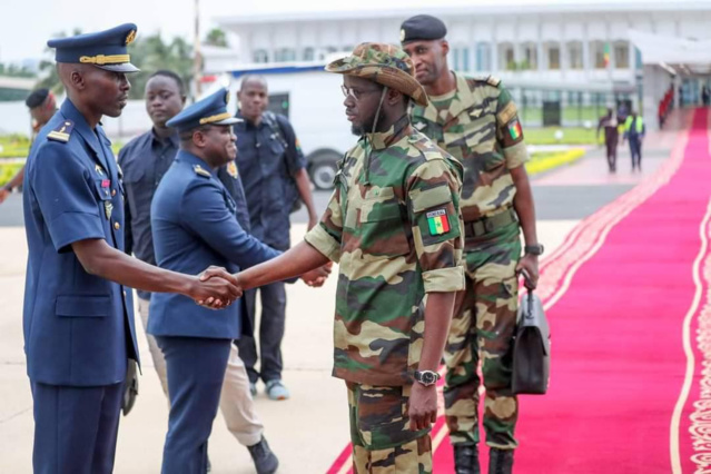 CRUE DES FLEUVES SÉNÉGAL ET GAMBIE | LE PRESIDENT BASSIROU DIOMAYE FAYE AU CHEVET DES SINISTRÉS DE KÉDOUGOU