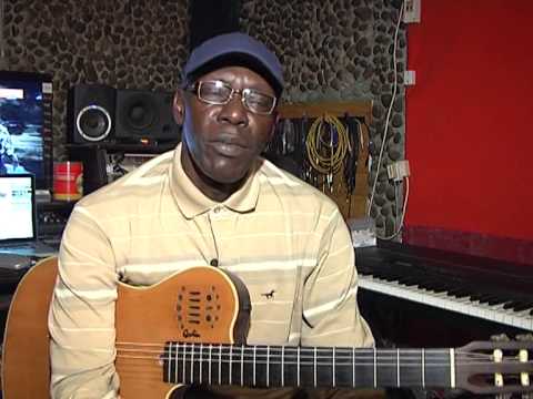 EXCLUSIF DAKARPOSTE! "Jimmy" Mbaye guitariste sur ses retrouvailles avec Youssou Ndour: " Je ne sais pas ce qui bloque; allez lui demander pour savoir (...) J'ai été au "Penc Mii" pour (...)"