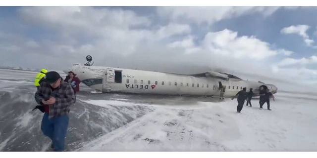 Accident d'avion à Toronto : au moins 15 blessés dont trois dans un état critique