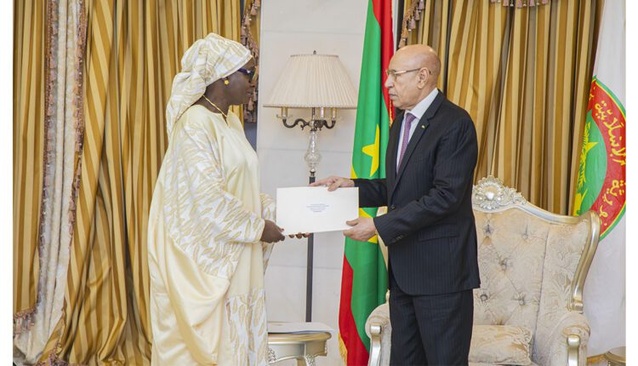 Le Président de la République Mauritanien reçoit la ministre sénégalaise de l’Intégration africaine et des Affaires étrangères, envoyée spéciale du président Bassirou Diomaye Faye