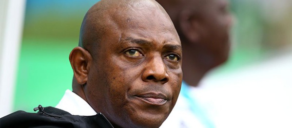 NÉCROLOGIE / FOOTBALL. STEPHEN KESHI TIRE SA RÉVÉRENCE