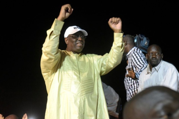 Avant d'aller en villégiature, le  Pr Macky Sall au Grand Théâtre ce jeudi pour...