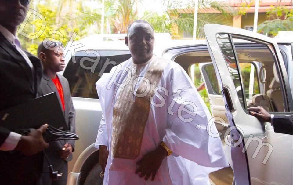 Pour conserver son fauteuil, Jammeh envoie les religieux négocier avec Barrow...Pourquoi l'autocrate veut coute que coute rester au pouvoir  (INFORMATIONS ET IMAGES EXCLUSIVES DAKARPOSTE)