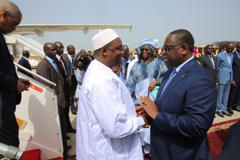 Macky Sall est-il l'éminence grise d'Adama Barrow ?