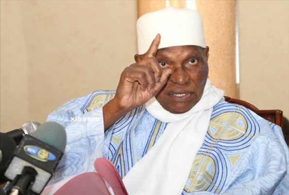 Abdoulaye Wade après son vote, a »honte » et avertit…