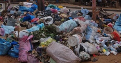 Collecte et transport des déchets ménagers dans la Région de Dakar-  Un premier audit avait révélé des magouilles autour d'un marché de 7 milliards de Fcfa