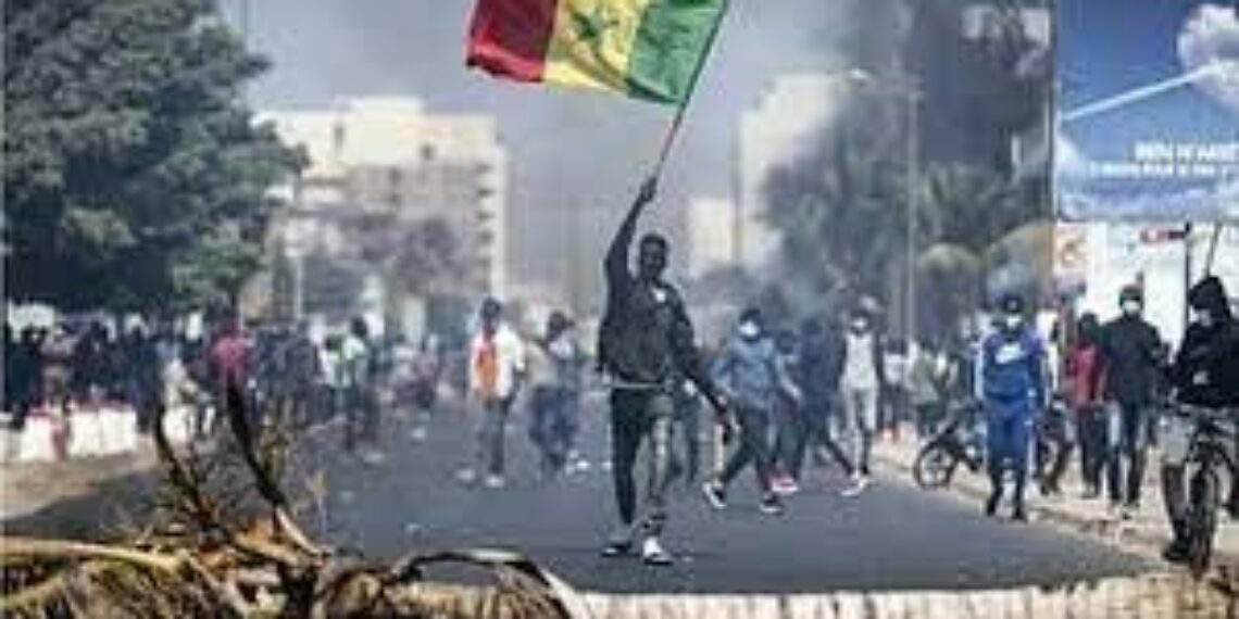 Le combat des manifestants arrêtés à Dakar