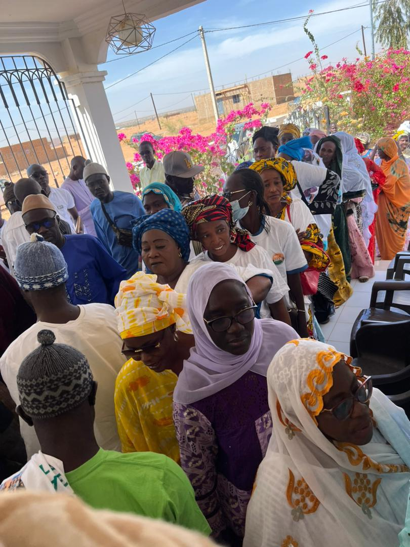 « Deuil électoral » : Ces Sénégalais qui se sont rendus dans les bureaux de vote (photos)