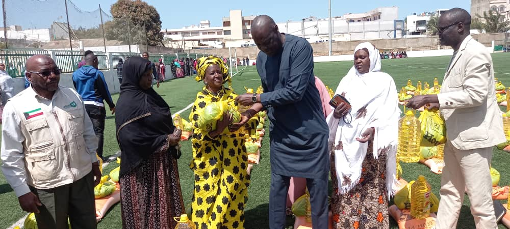 Solidarité Ramadan-   Plus de 390 kits alimentaires remis à des familles défavorisées de Dakar