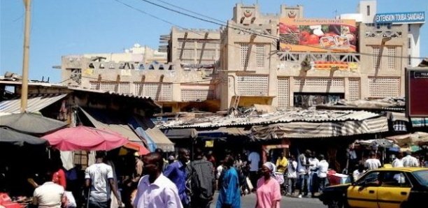 RECONSTRUCTION SANDAGA : LES COMMERÇANTS EN COLÈRE CONTRE LE MAIRE ALIOUNE NDOYE