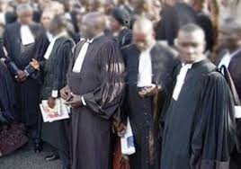 A peine entamée, l'audience suspendue pour commettre des avocats pour défendre Habré