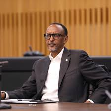 Elections au Rwanda : le président Kagame rencontre ses partisans