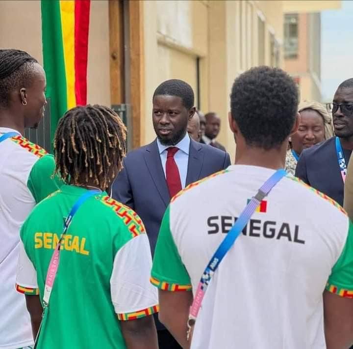 Le Président de la République Bassirou Diomaye Faye, s'est rendu au village olympique