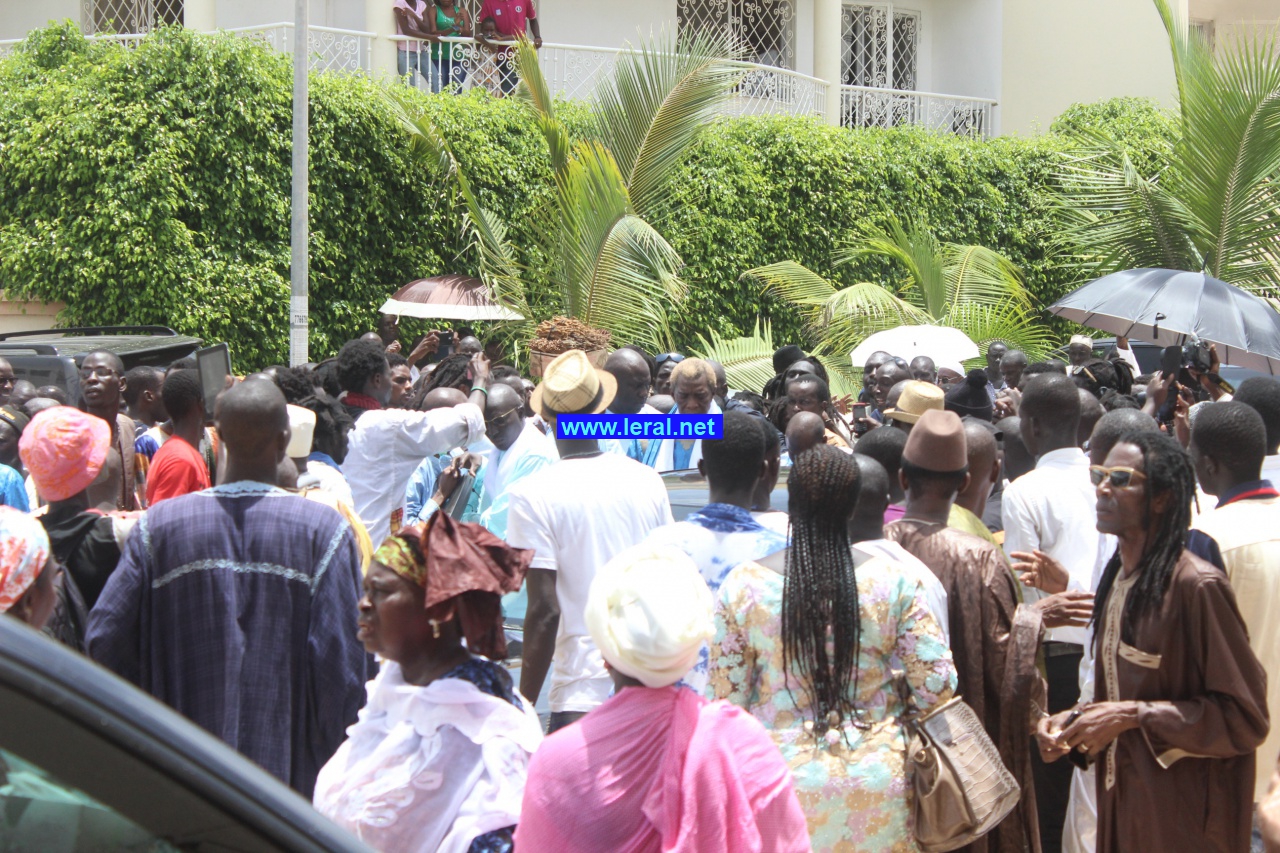 (photos) - Macky Sall au baptême du fils de son frère Aliou Sall