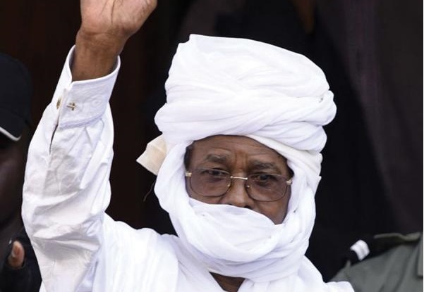 SALAH HABRE, PETIT FRERE DU PRESIDENT HABRE «IL Y A DES POLITICIENS CORROMPUS (…) QUI SONT DERRIERE TOUT ÇA»