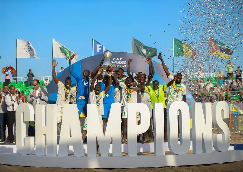 CAN Beach Soccer : Le Sénégal pulvérise la Mauritanie en finale et remporte son huitième titre de champion d’Afrique