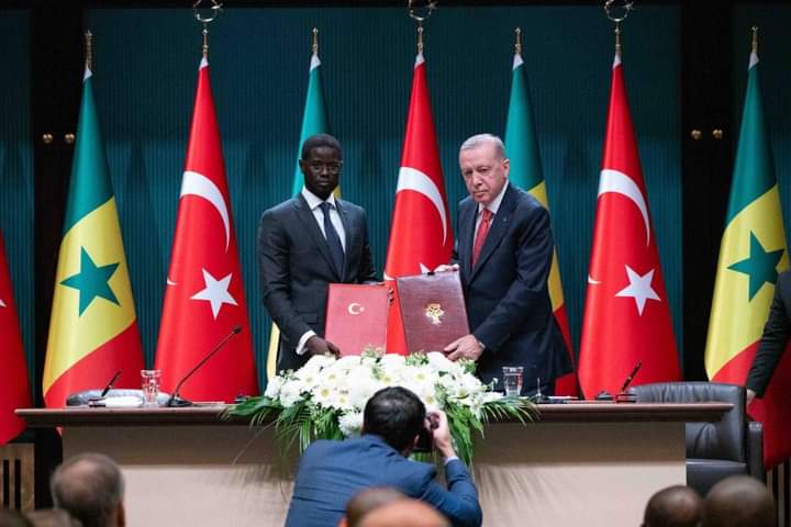 Le Pr Diomaye Faye et son homologue Erdoğan ont  signé un protocole d’accord de haut niveau entre le Sénégal et la Türkiye passant de 500 millions à 1 milliard de dollars 