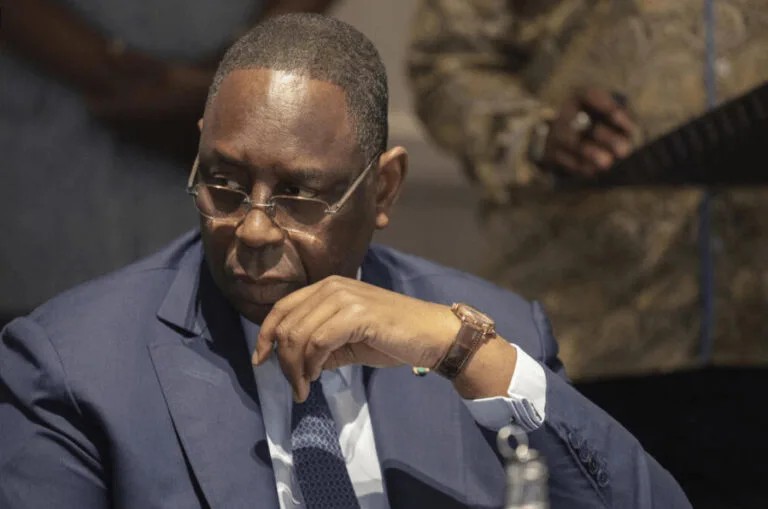 Endettement massif entre février et mars 2024 : Macky Sall engage 278,8 milliards avant de quitter le pouvoir